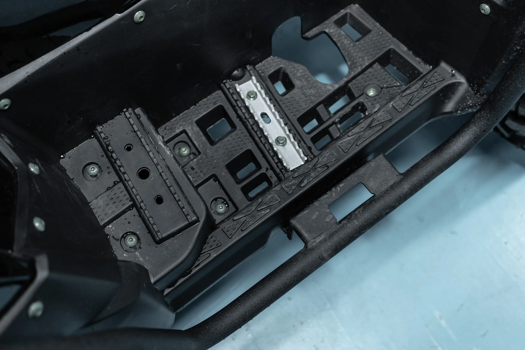 S350 — Footboard