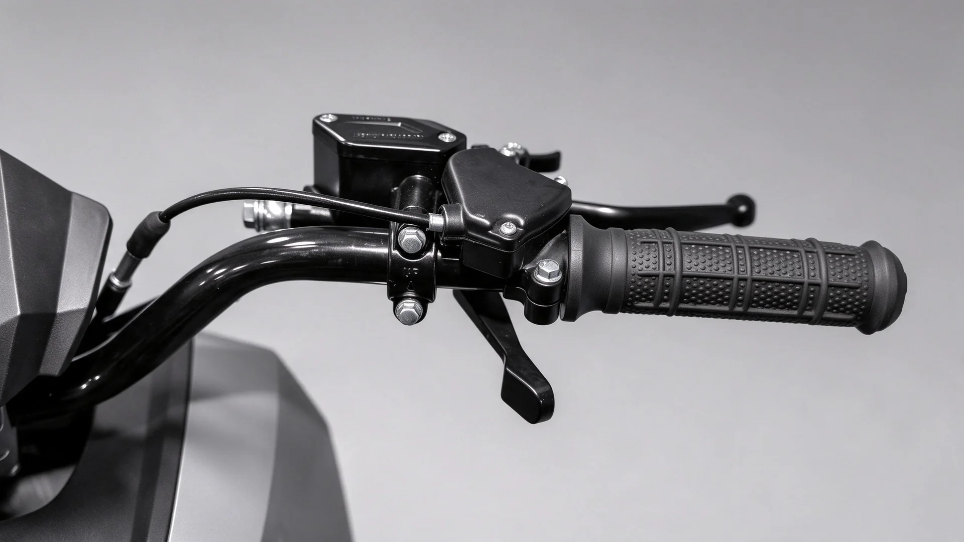 SMH110 product rendering — direction controls and brake lever